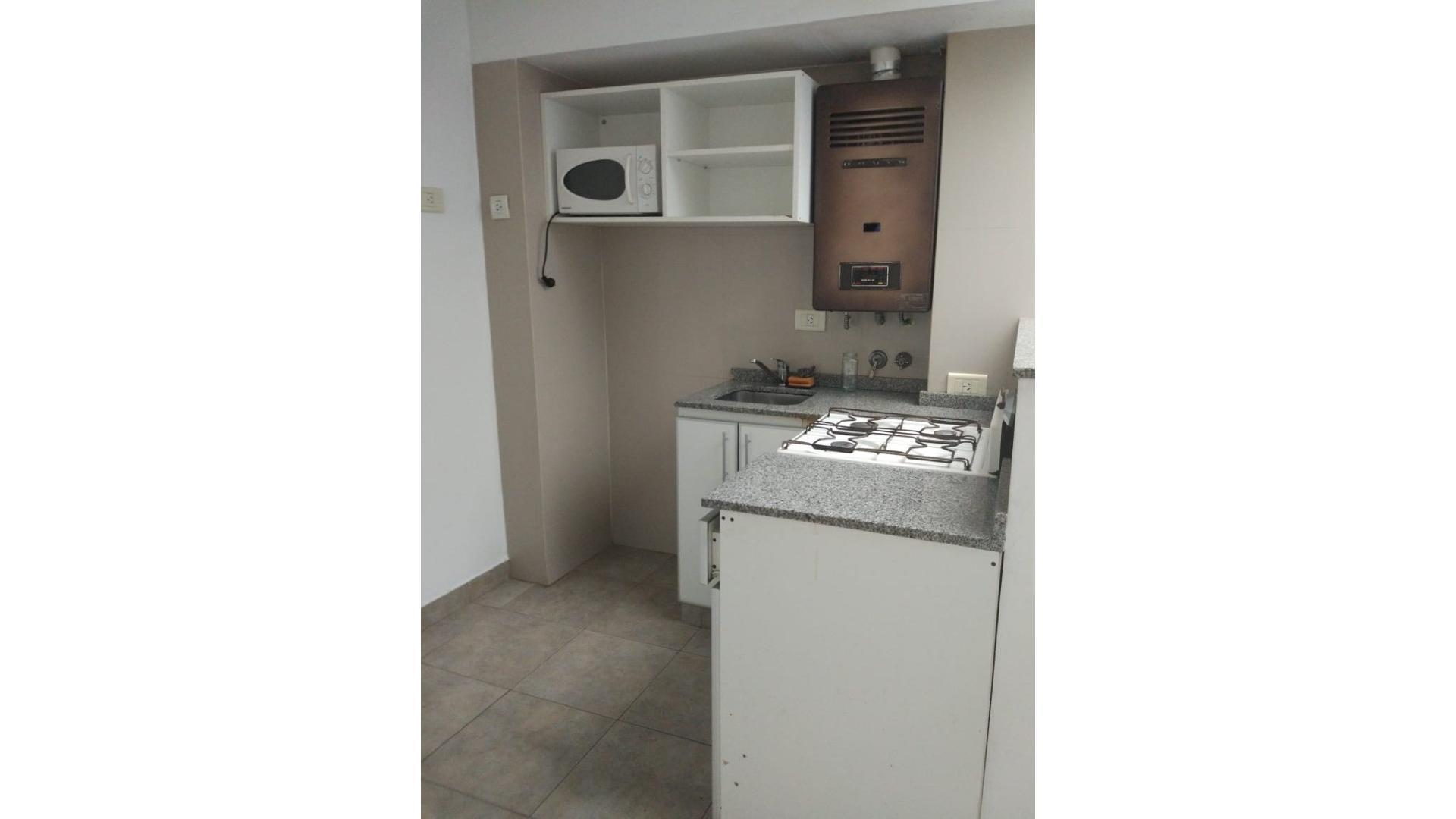 Luminoso Departamento de 3 ambientes