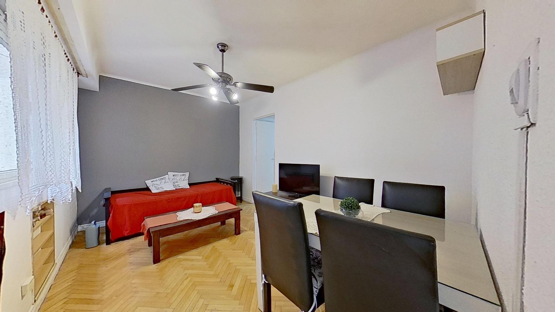 Gral. Lucio Norberto Mansilla 2900, Piso 1