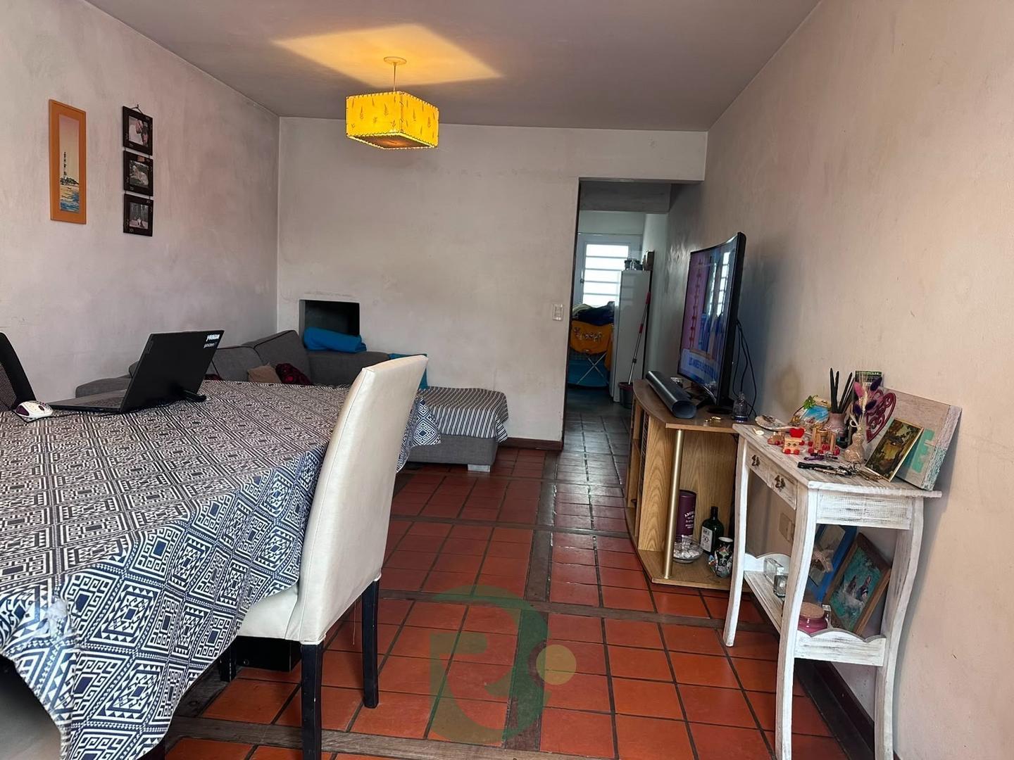 Depto Tipo Casa en Venta en Castelar Norte, USD 85.000