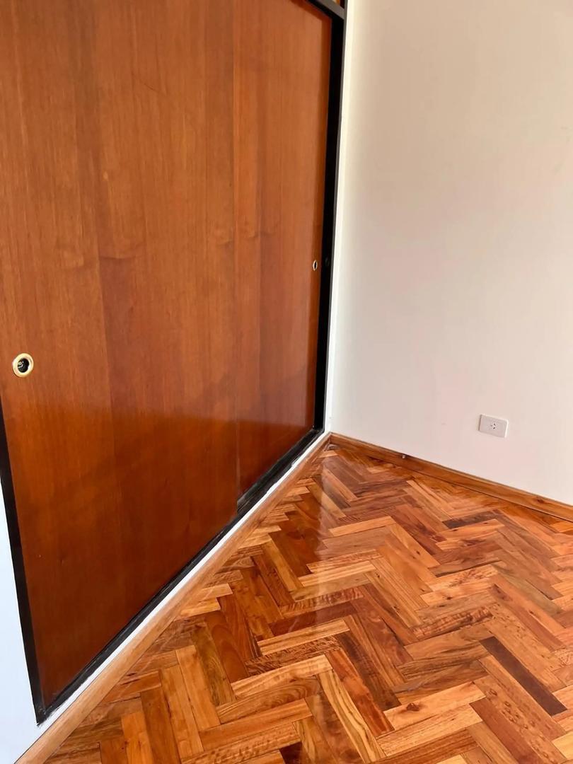 Departamento en Alquiler en Parque Patricios, $ 950.000