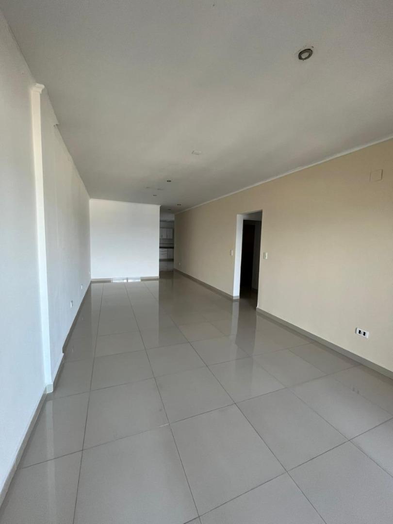 Departamento 3 ambientes con 3 baños