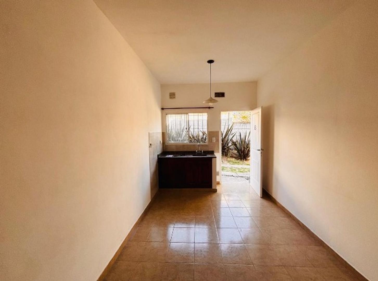Departamento en Alquiler en Capilla del Señor, $ 350.000