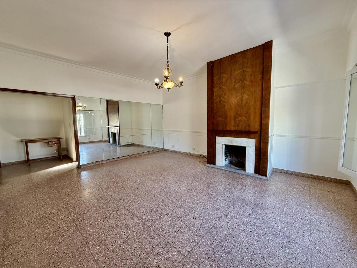 Casa en Alquiler de 4 dormitorios