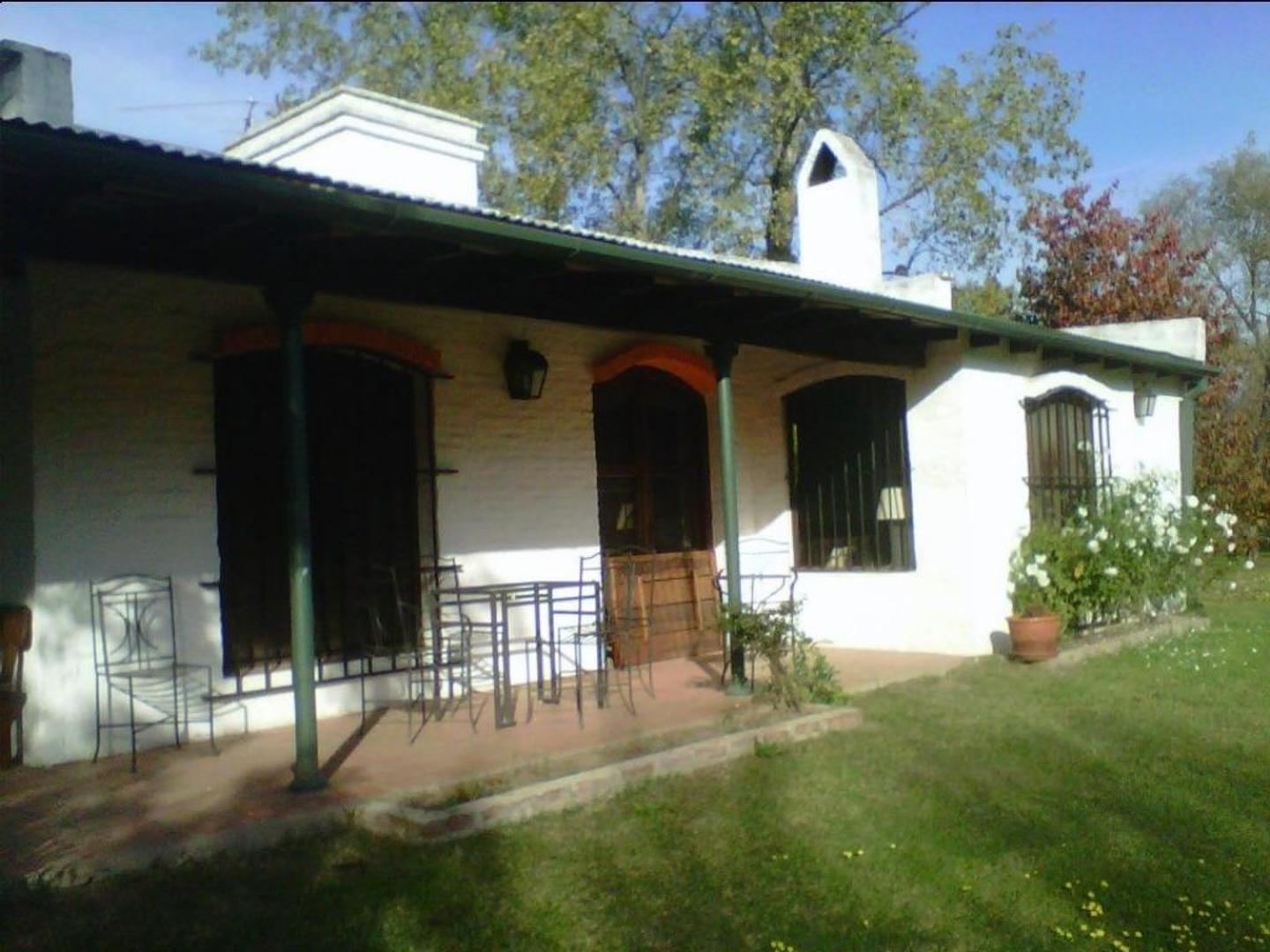 Importante casa de campo en LOS CERRILLOS - ALQUILER TEMPORA