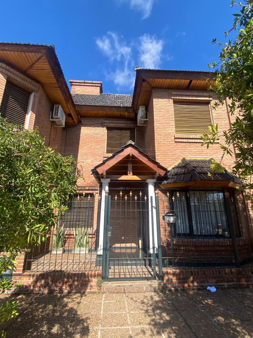 Casa en Venta en Campana, USD 420.000