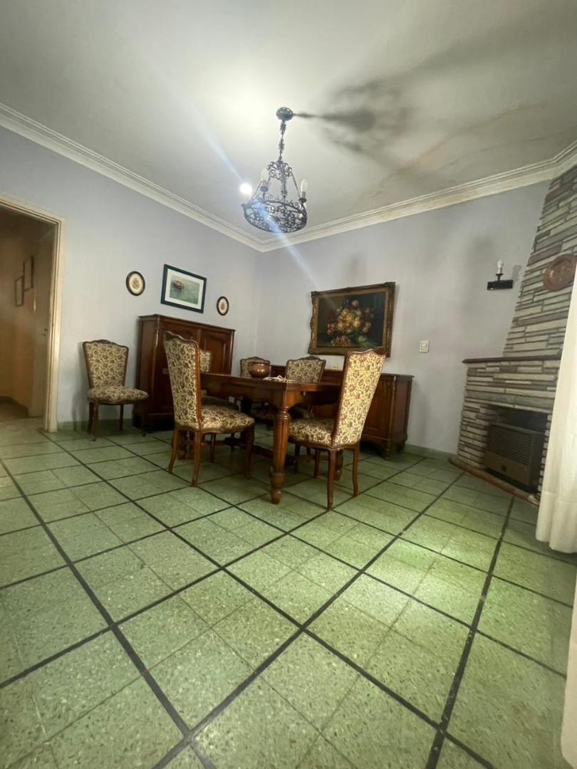 CASA EN LOTE PROPIO 8,66 X 21,82 EN HAEDO