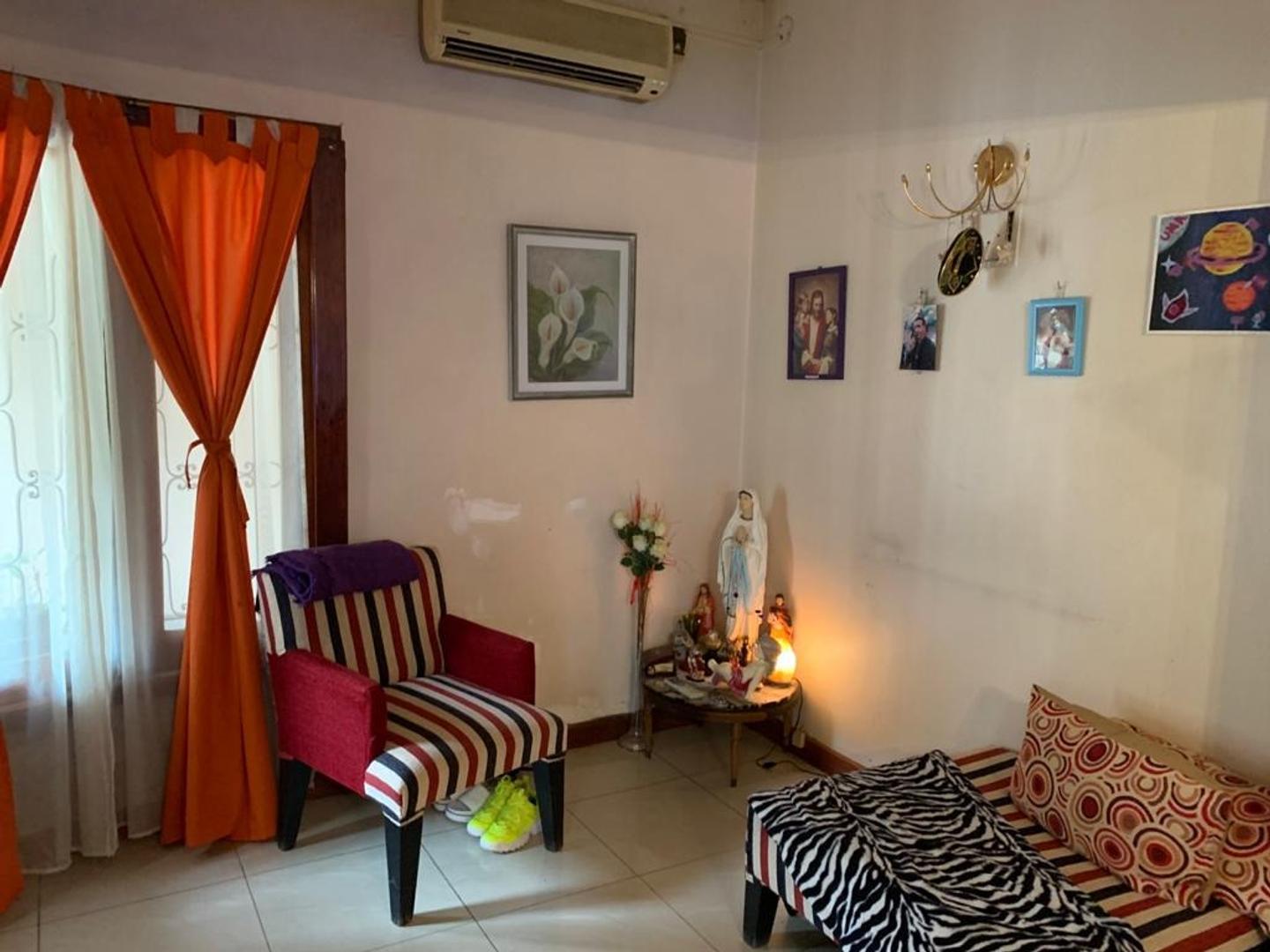 Casa 3 ambientes con 1 baño