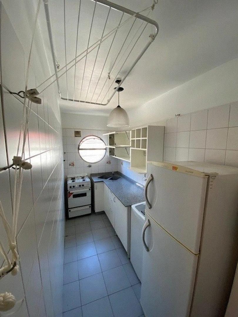 EN VENTA SAN MARTIN CTRO MONOAMBIENTE CON COCINA APARTE