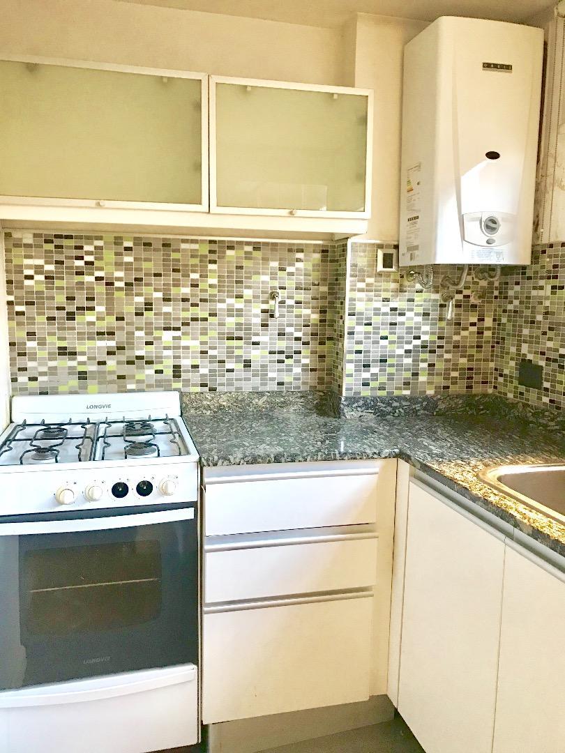 Garibaldi 250 , Piso 1