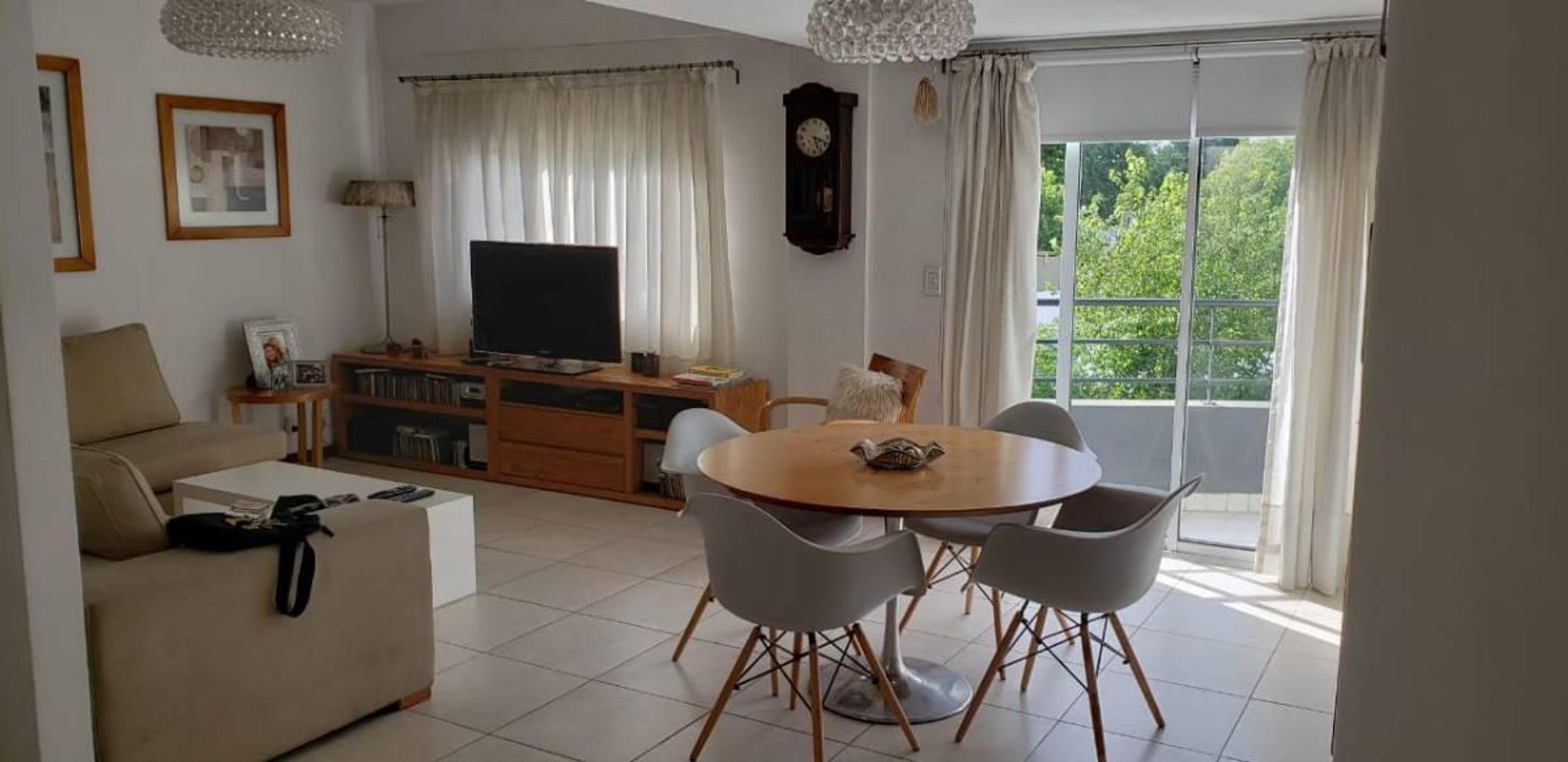 Departamento en Venta en Adrogue, USD 180.000