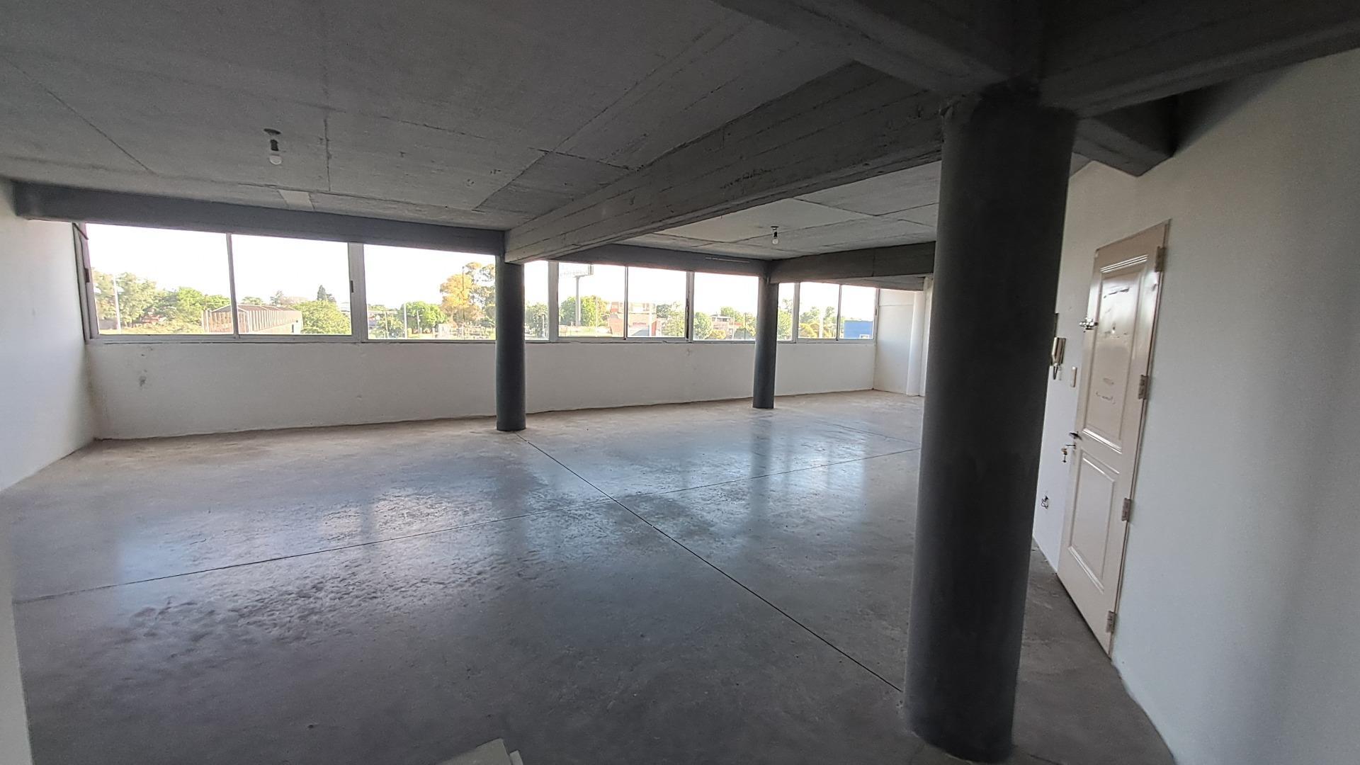 De Las Cañoneras 436