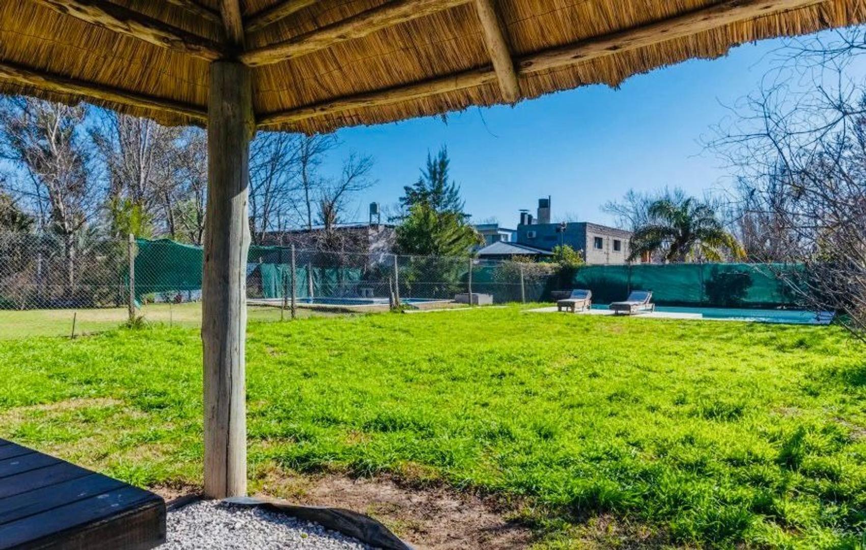 Casa 3 ambientes con 1 baño