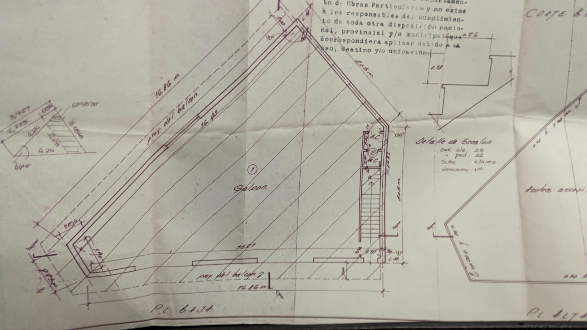 Casa 2 ambientes con 2 baños