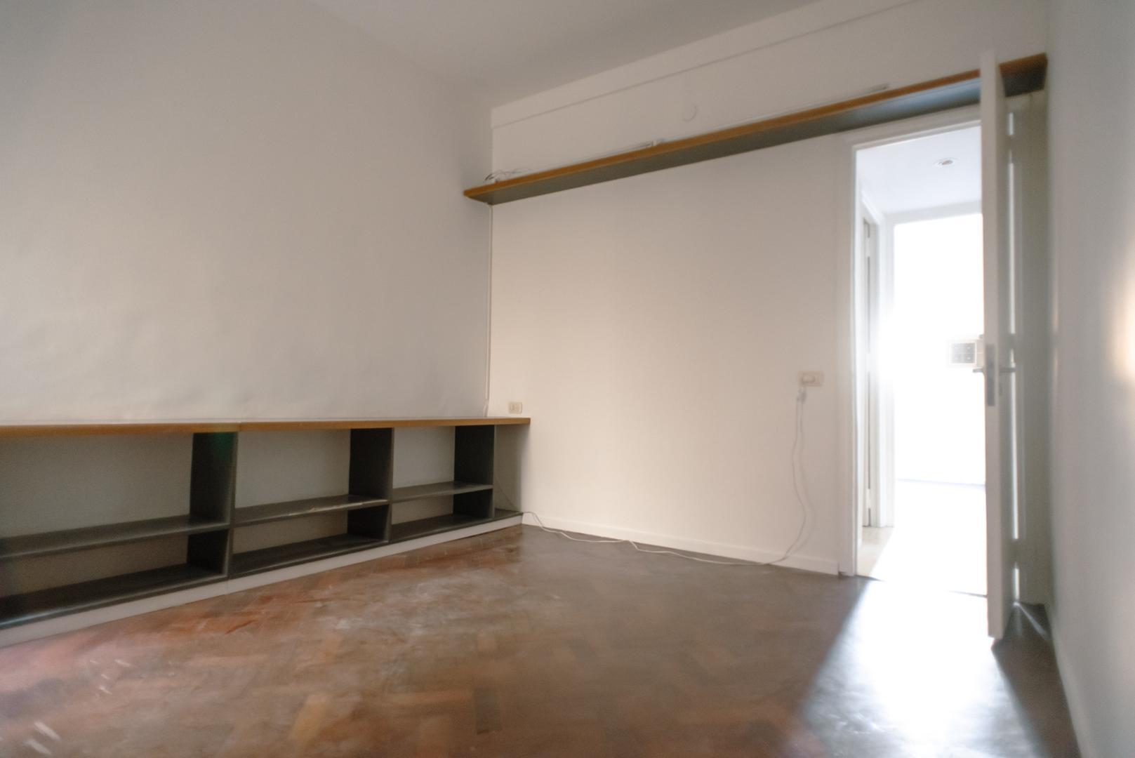 Edificio tipo casa x escalera I apto I cfrente