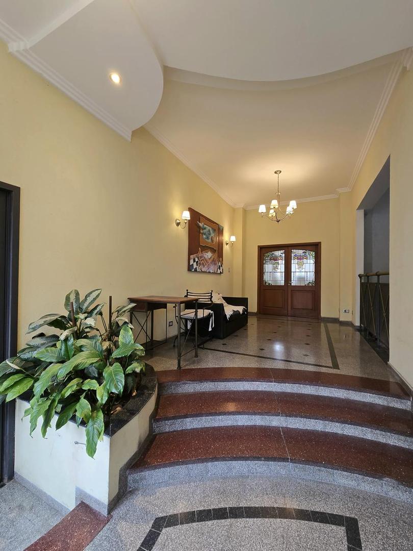 Departamento en Venta de 6 ambientes