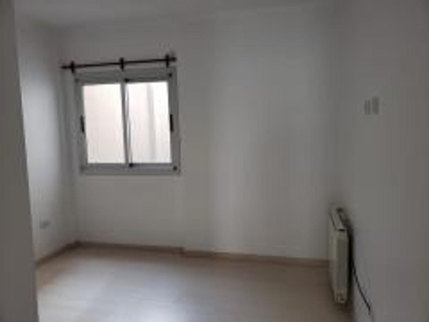 Departamento en Venta en Zarate, USD 73.000