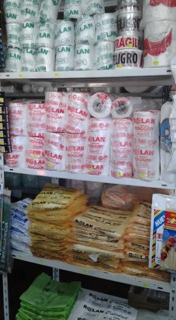 Venta  papelería y descartables en Villa Ballester