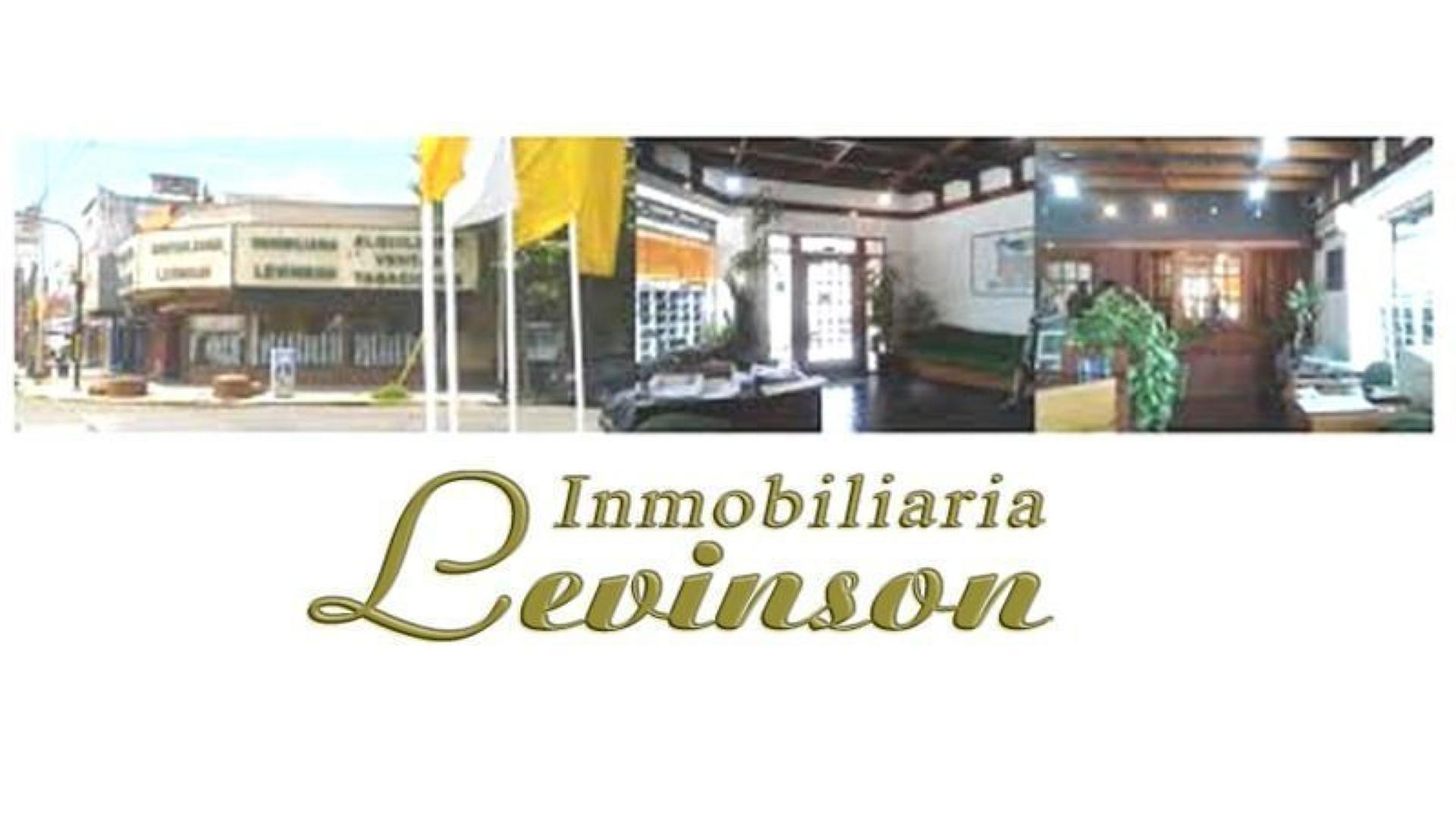 Casa en Venta 2 dormitorios, cochera fondo