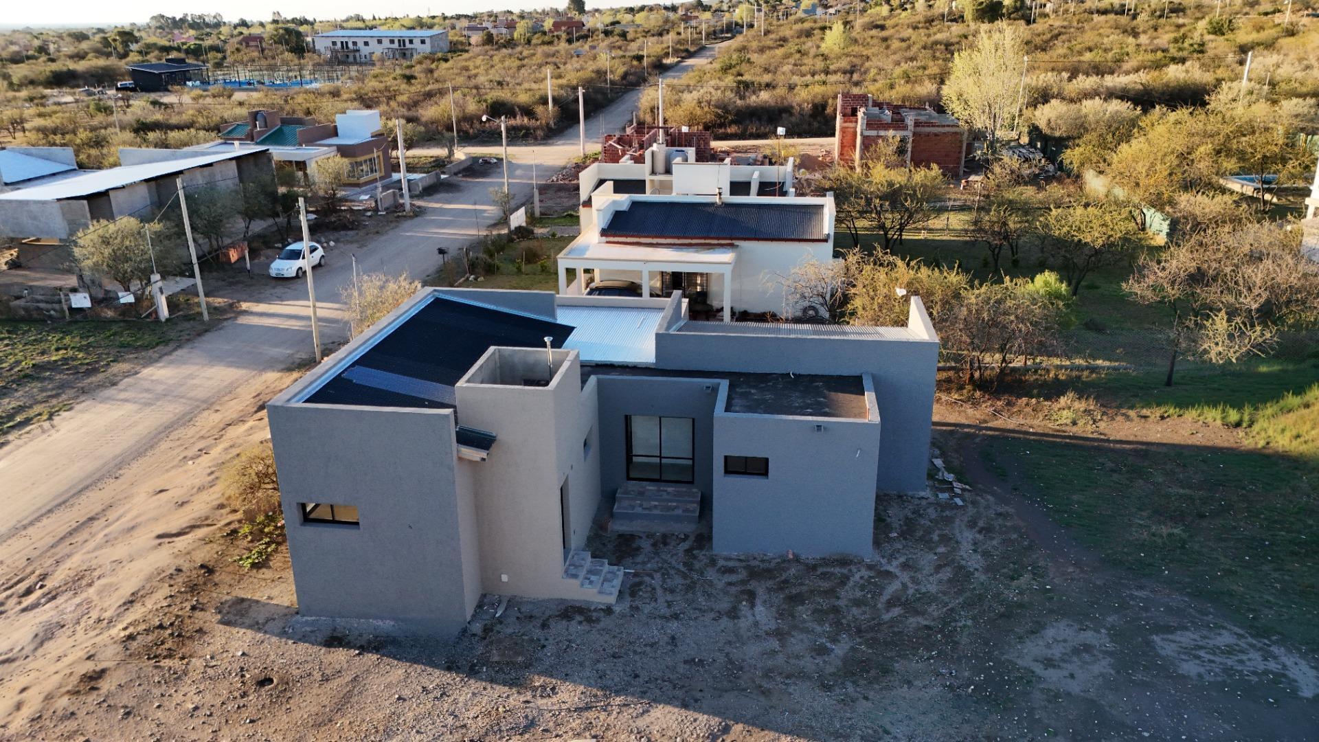 Casa en Venta con 1 cochera