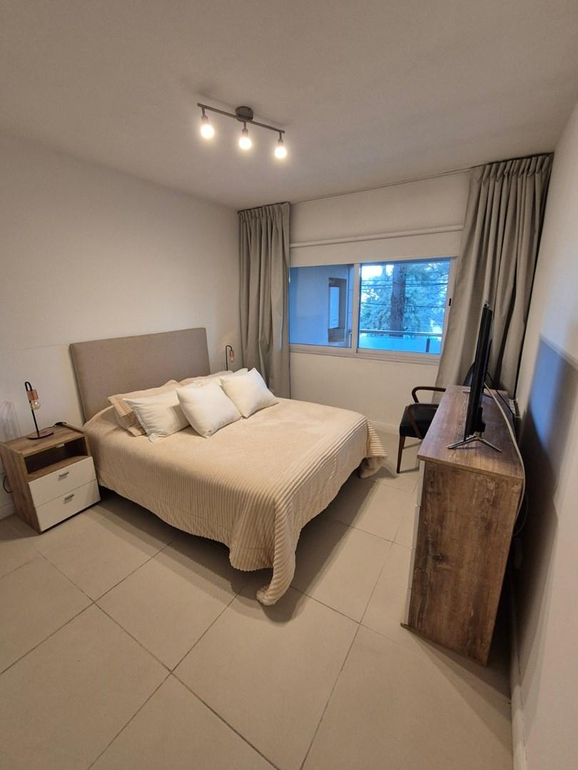 Departamento en Alquiler Temporal en Boulevard Del Sol, $ 1.000