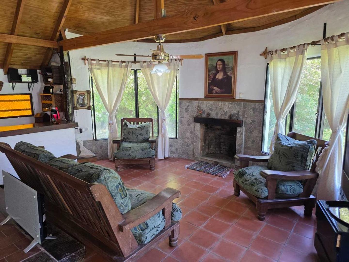 Casa 4 ambientes con 1 baño