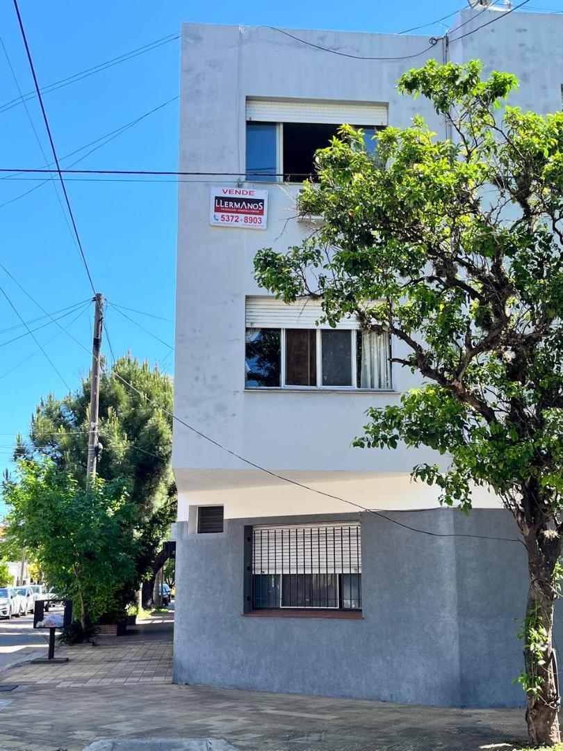 Venta Monoambiente 27m2 cocina,terreza comun en Martinez