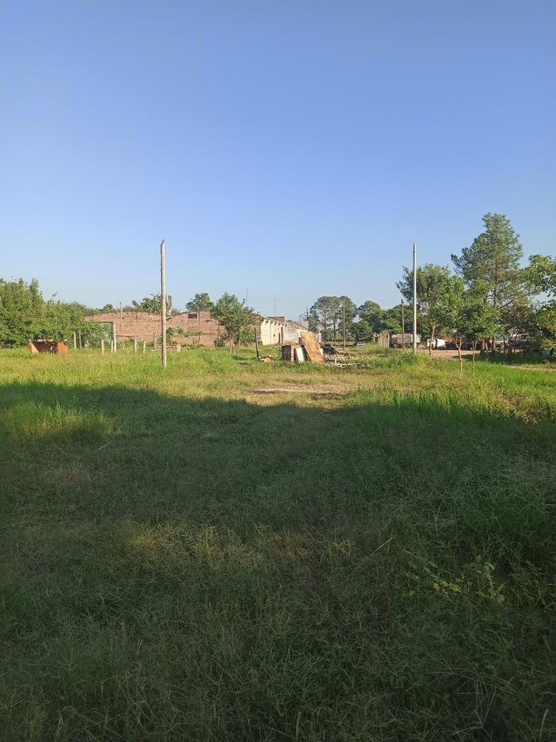 Vendo Terreno 4000 Mts.2 Altura Ruta 11Km.1000.5 Resistencia