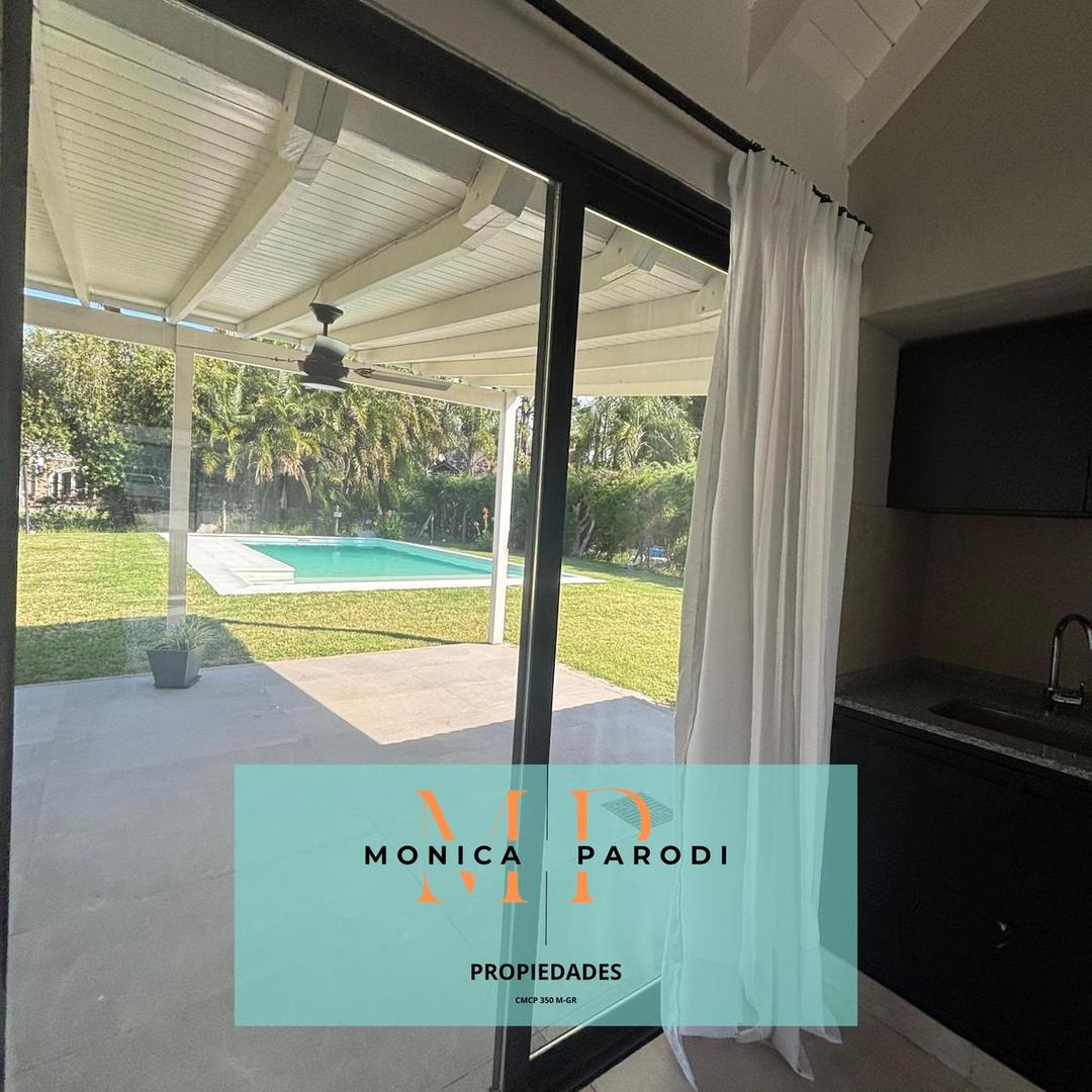 Casa 4 ambientes con 3 baños