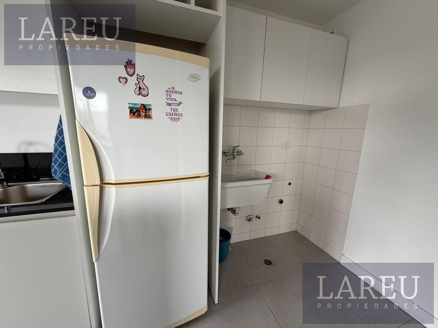 Departamento 2 ambientes con 1 baño