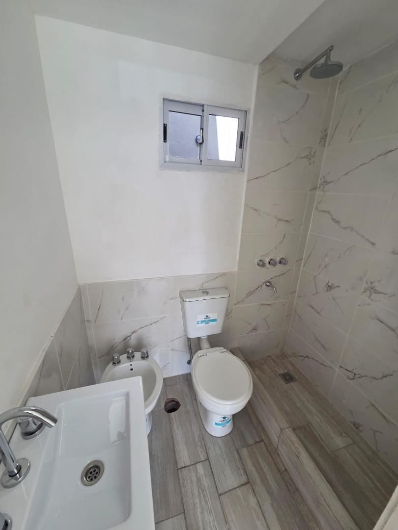 Depto Tipo Casa en Venta en Villa Primera, USD 39.000