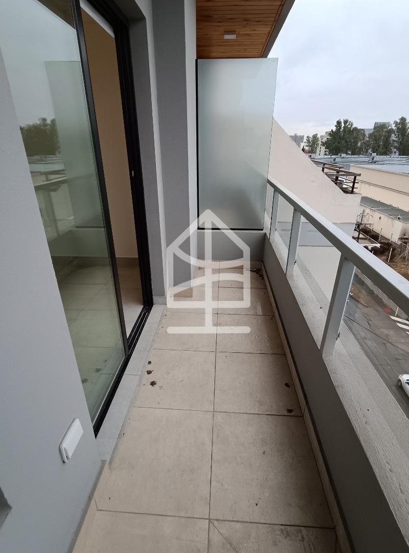 20 De Febrero 1400, Piso 5