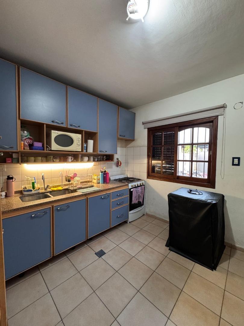 Depto Tipo Casa en Venta con 1 cocheras