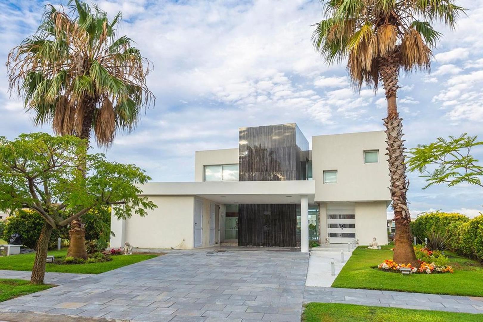 Casa en Venta en Nuevo Quilmes, USD 1.180.000