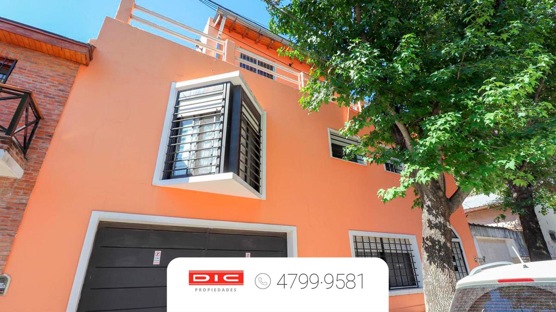 Chalet 4 dormitorios Venta - Olivos