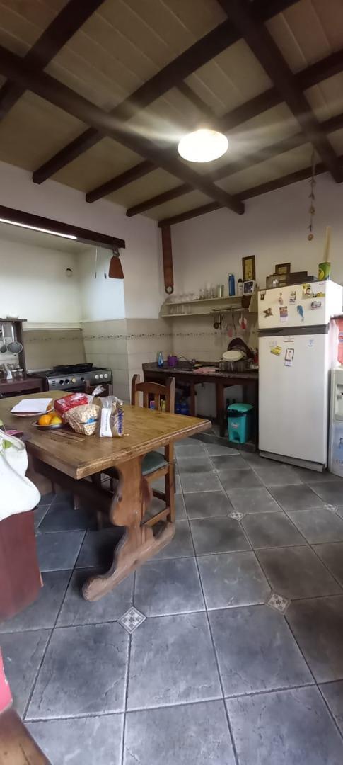 CASA EN VENTA EN TEMPERLEY  OPORTUNIDAD  PERMUTA