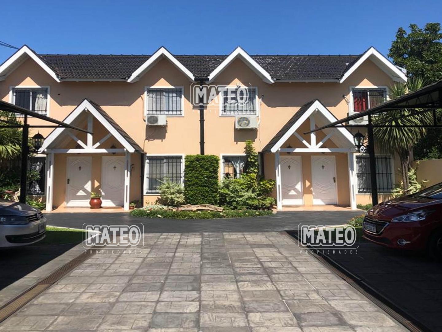 Dúplex al Fondo en Condominio Sobre Calle Centenario.