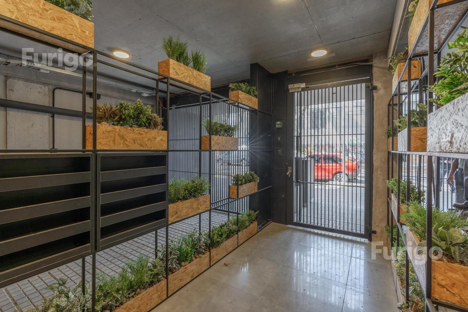 Venta Cochera Independiente en Pichincha Rosario.