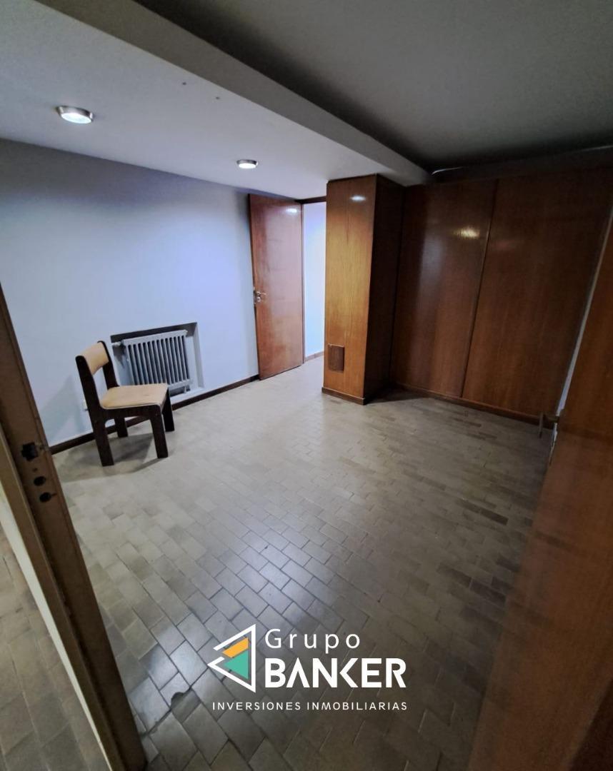 Oficina en Alquiler 40 años