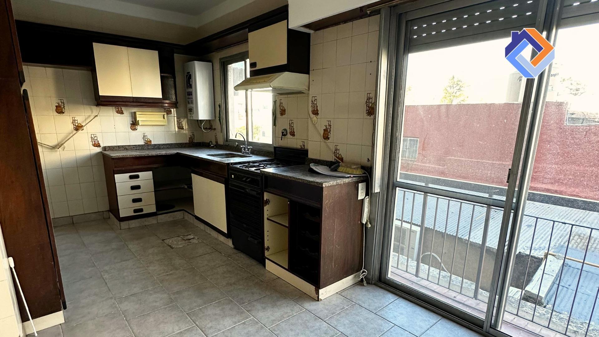 Departamento en Venta de 4 dormitorios