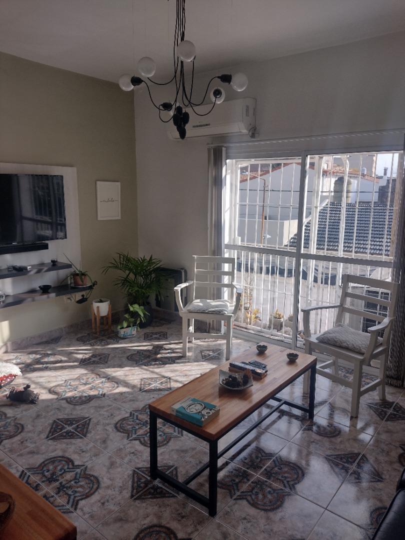 Depto Tipo Casa en Venta en Ciudadela, USD 98.000