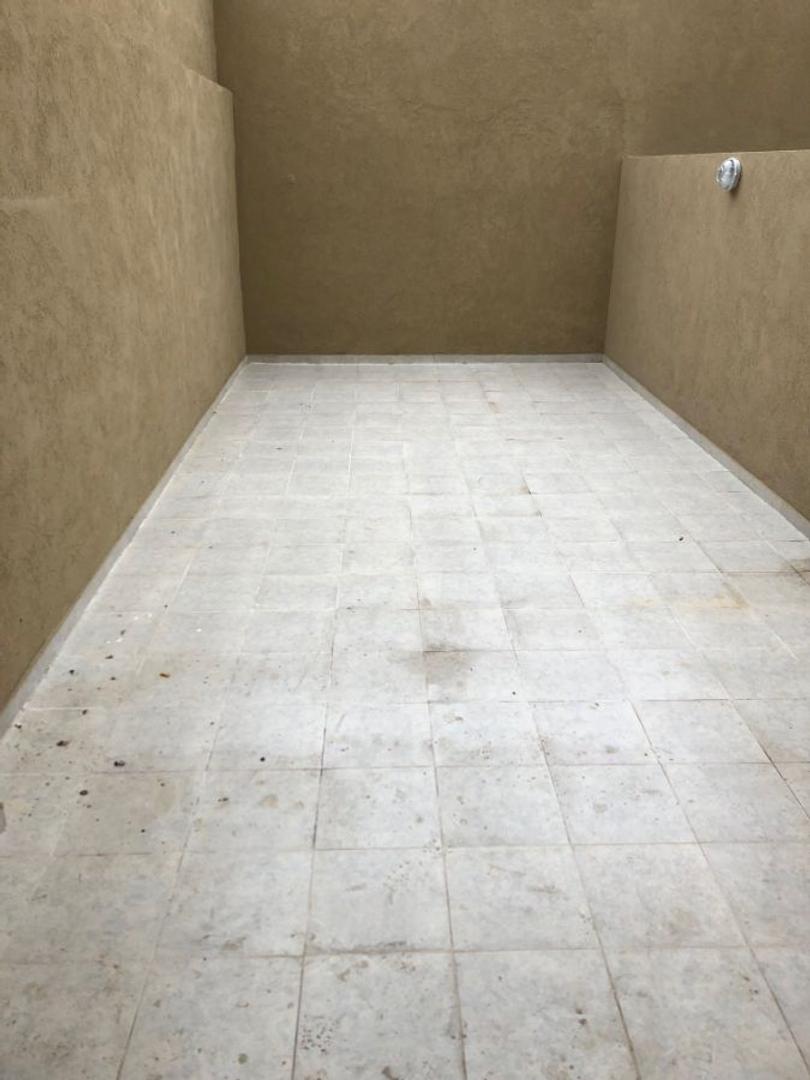 DEPARTAMENTO 2 1/2 AMB - PB FRENTE - CON PATIO -