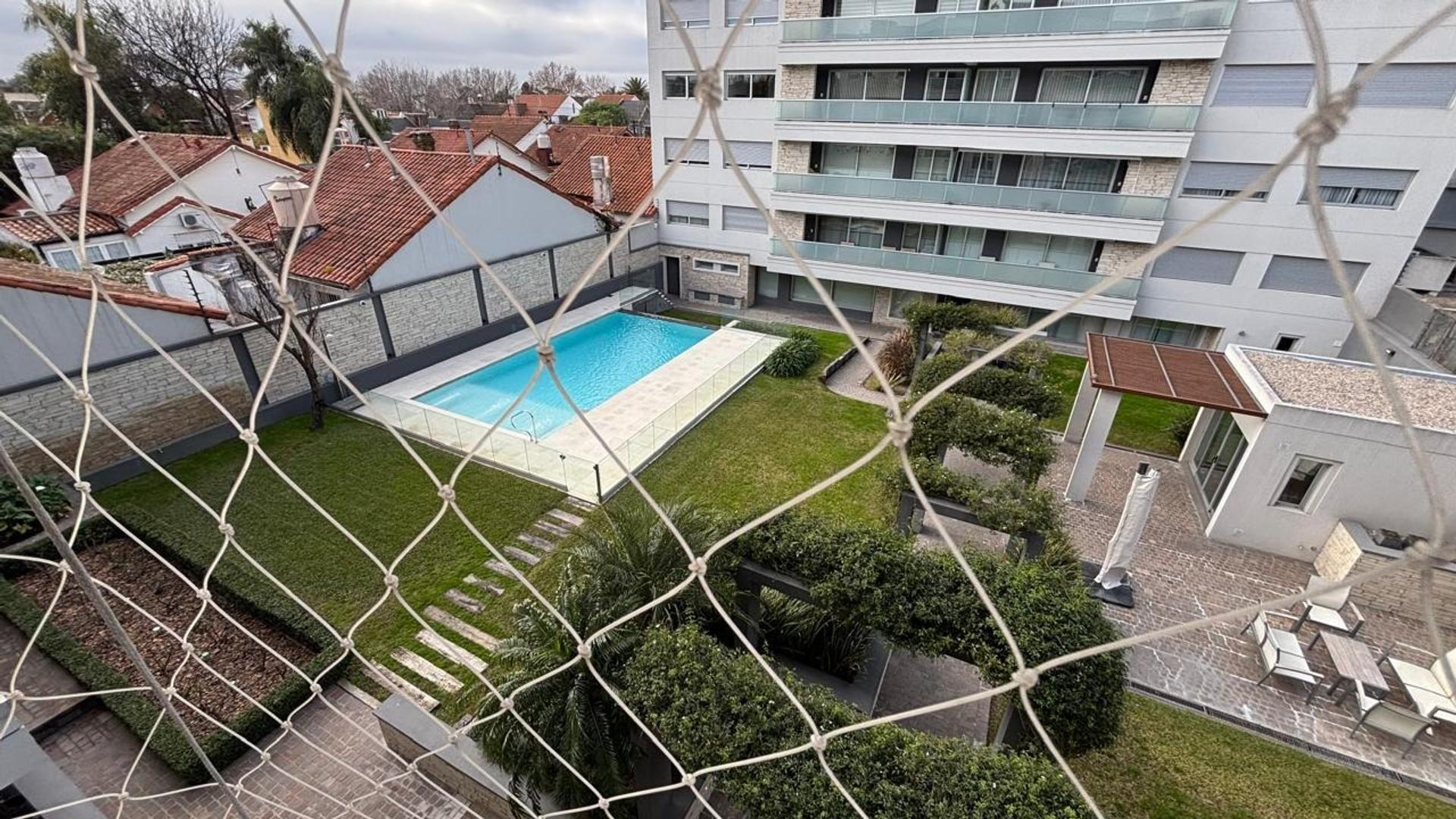 Departamento 4 ambientes con 3 baños