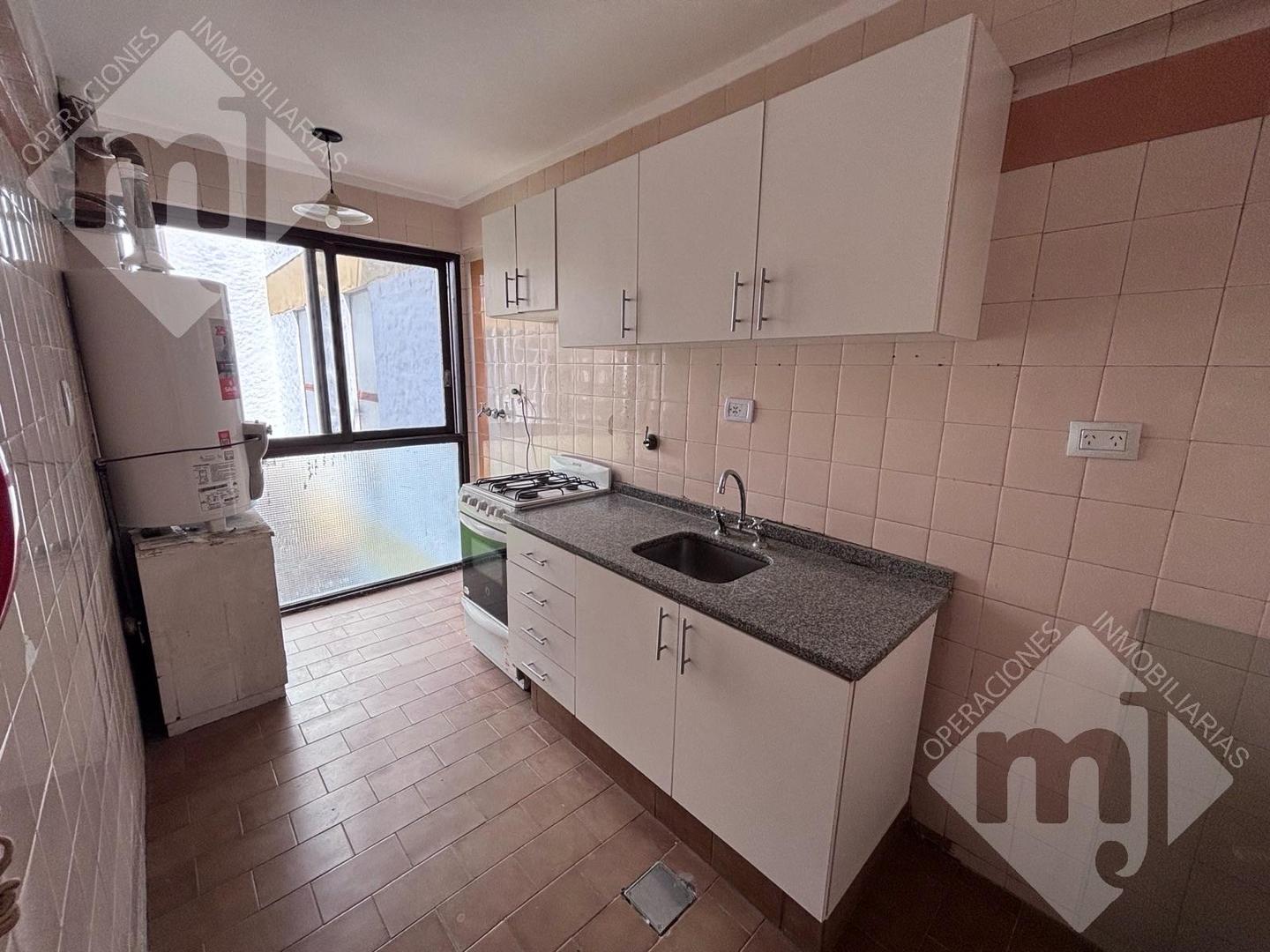 Departamento 3 ambientes con 1 baño