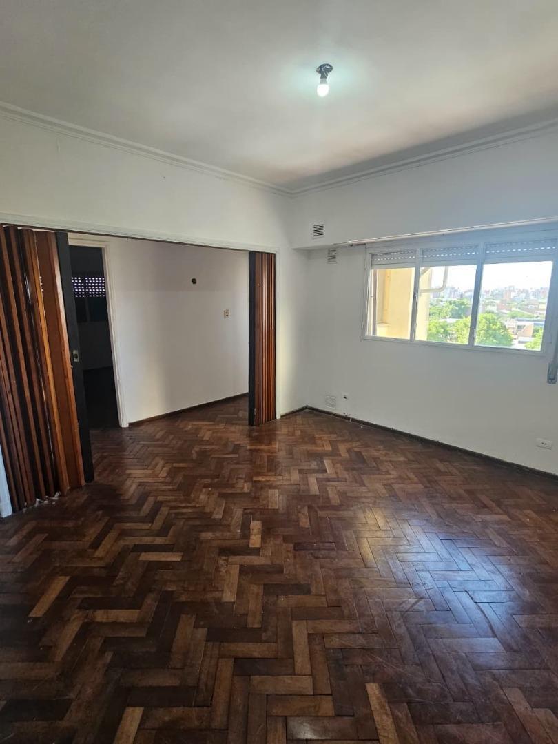 San Martín 2900, Piso 8