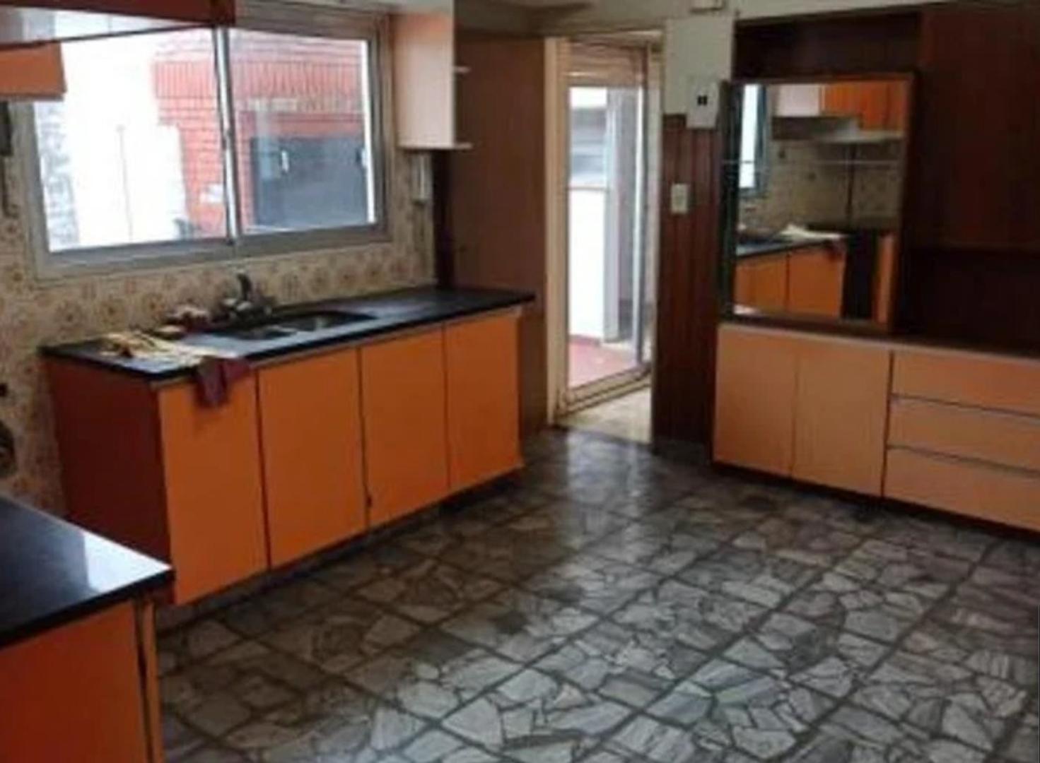 Departamento en Alquiler de 4 ambientes