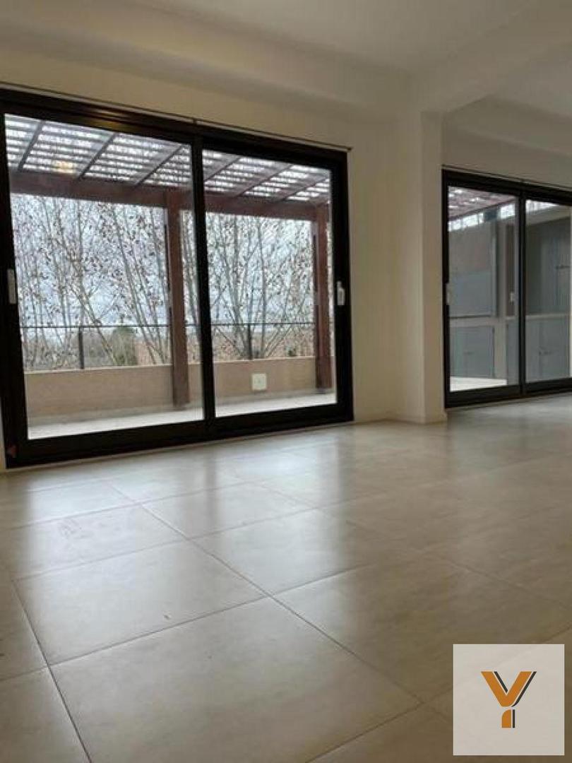 Departamento en venta - 2 Dormitorios 1 Baño - General Madariaga