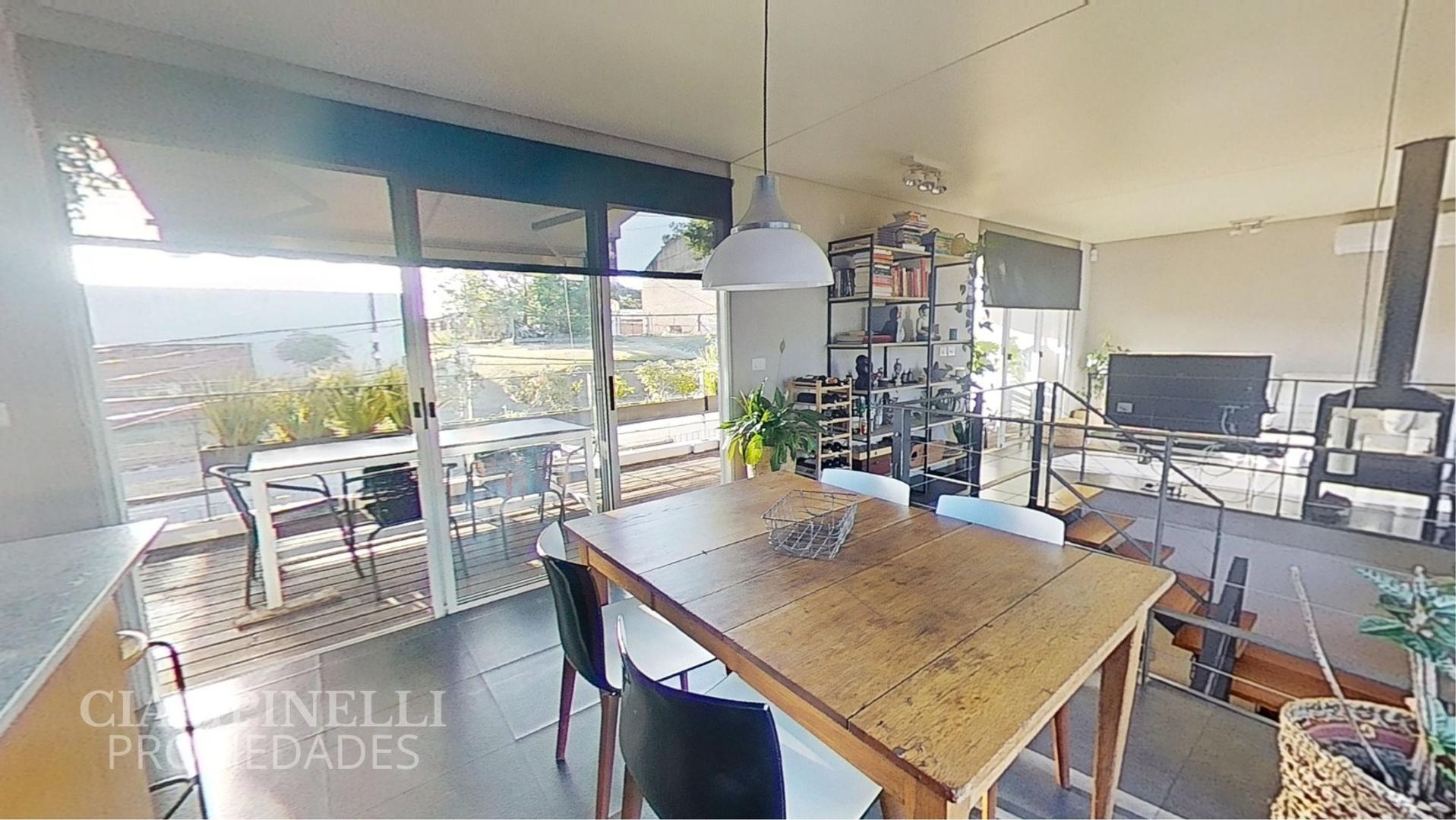 Casa de 3 dorm. 2 baños - Malvín Sur