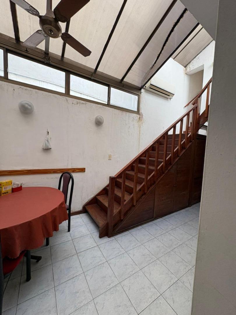 Depto Tipo Casa en Venta 40 años