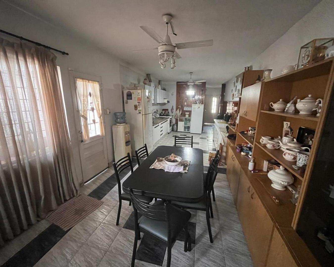 Casa en Venta en Castelar, USD 120.000