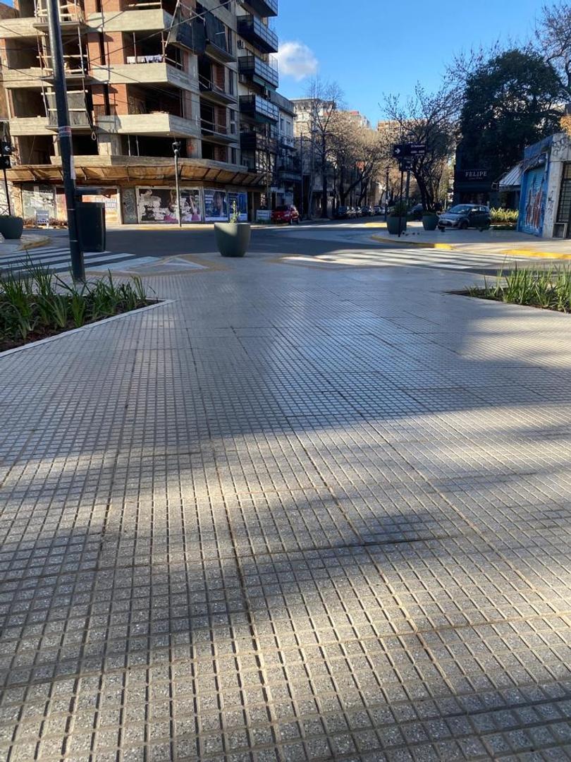 BRILLANTE ESQUINA EN PALERMO HECHA NUEVA